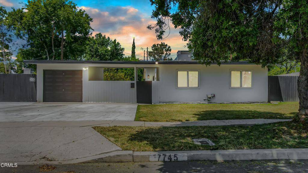Reseda, CA 91335,7745 Geyser AVE