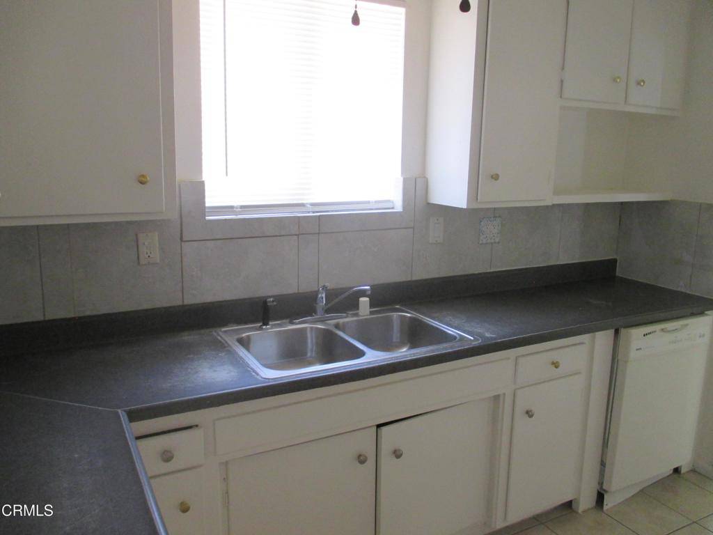 Lancaster, CA 93535,44244 Carolside AVE