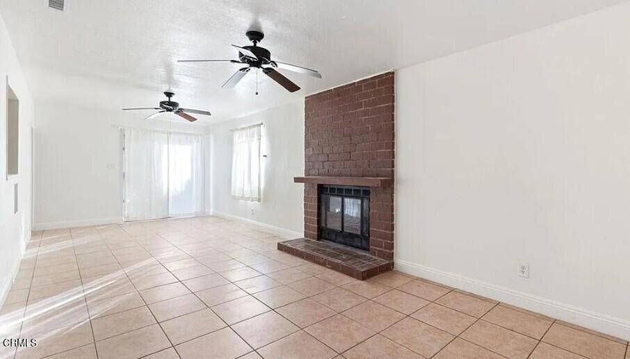 Lancaster, CA 93535,356 E Kettering ST