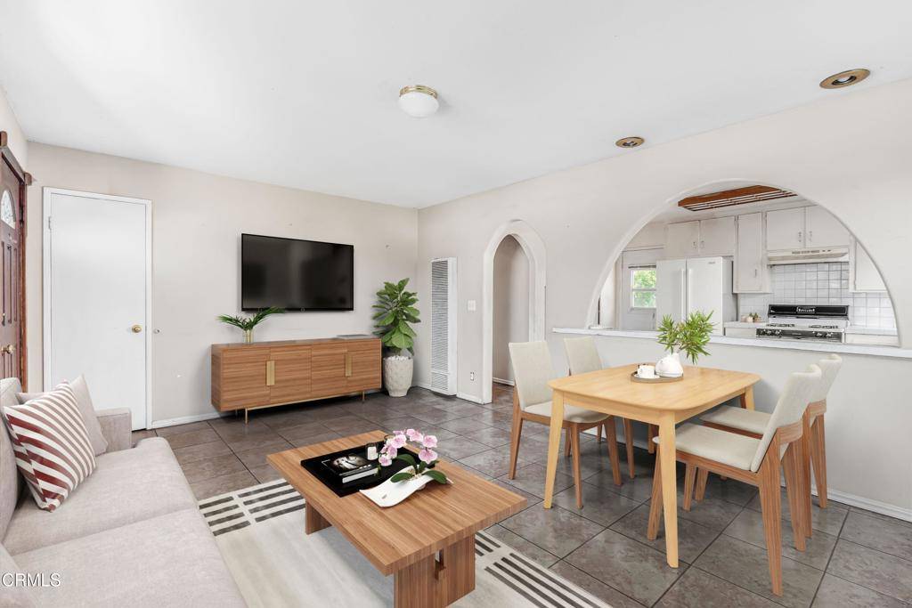 Simi Valley, CA 93065,842 Ashland AVE