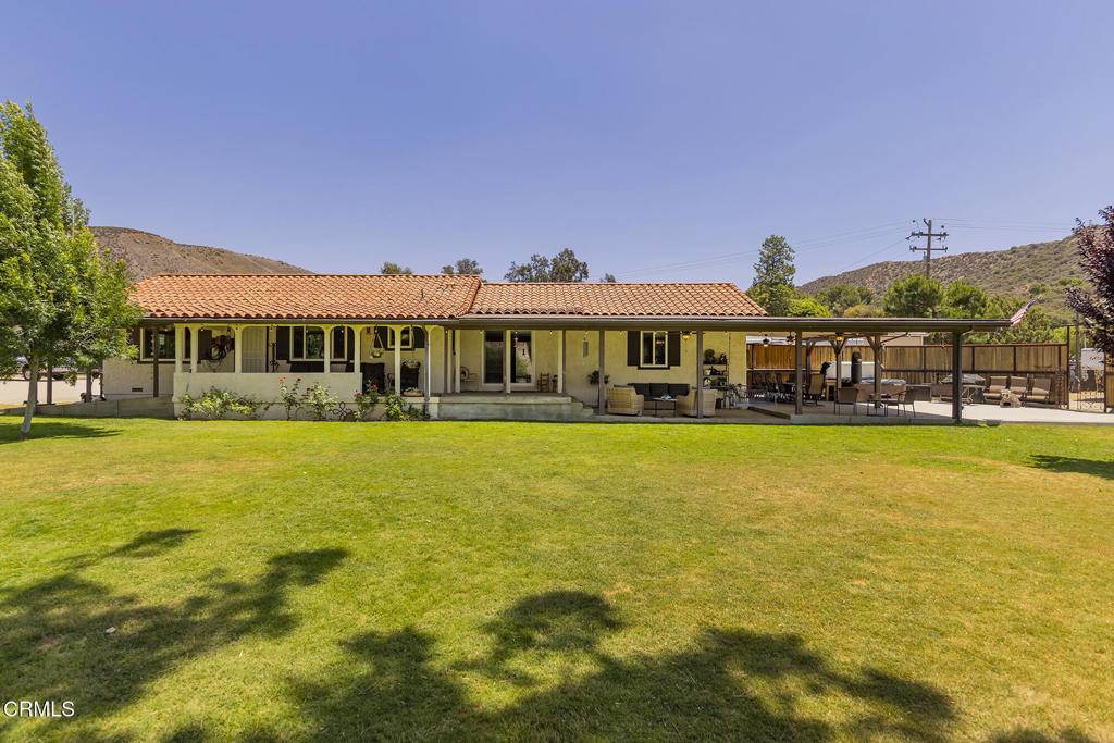 Santa Clarita, CA 91390,30370 Bouquet Canyon RD