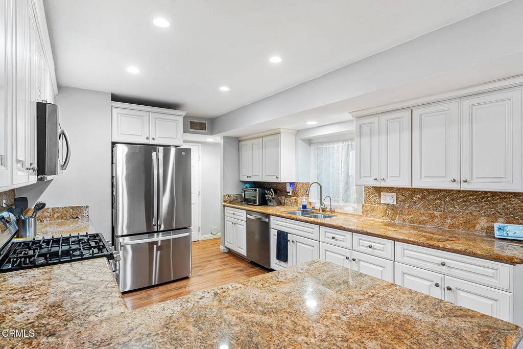 Simi Valley, CA 93063,4448 Lubbock DR #C