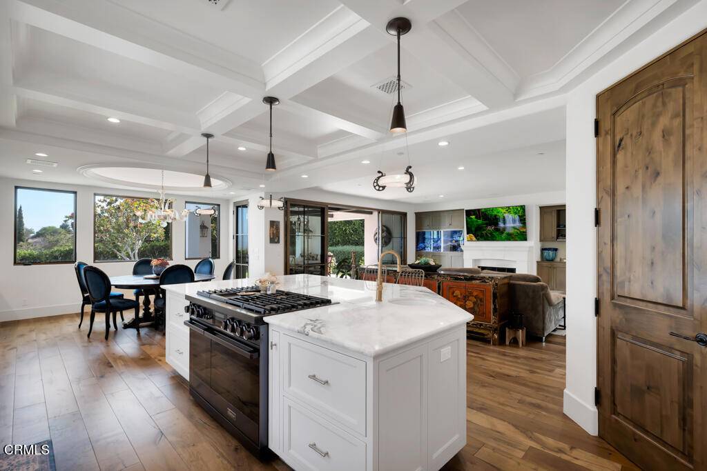 Camarillo, CA 93010,45 Valley Vista DR