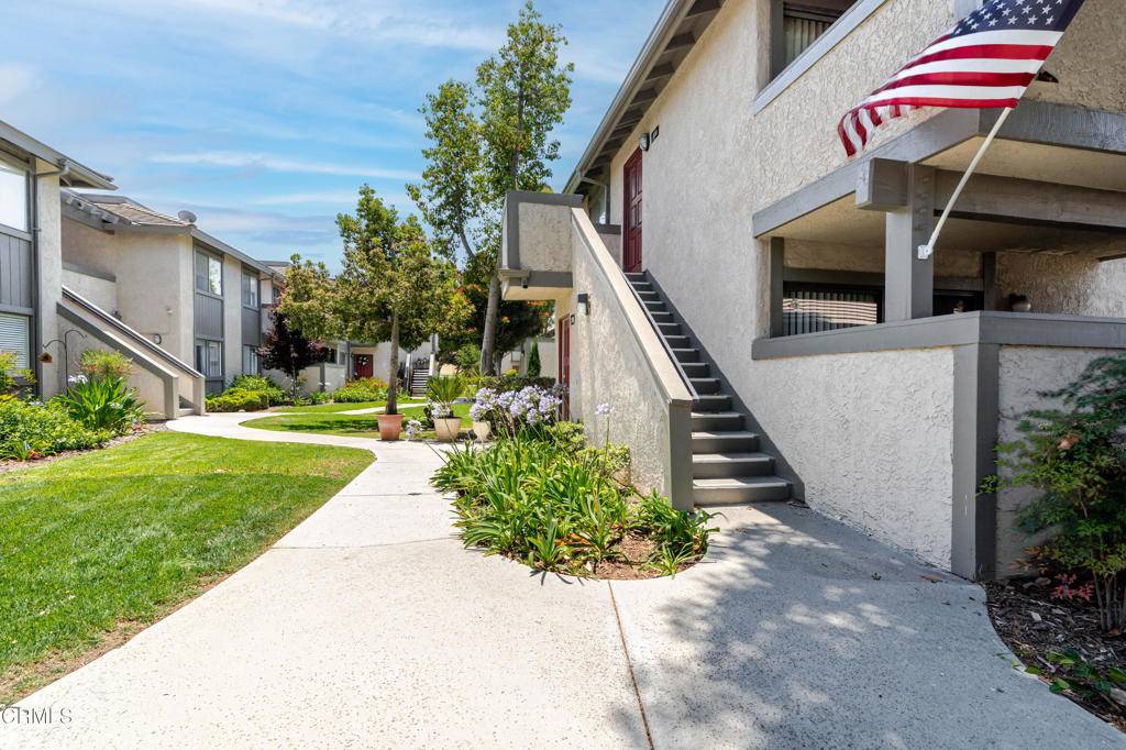 Moorpark, CA 93021,150 Majestic CT #1111