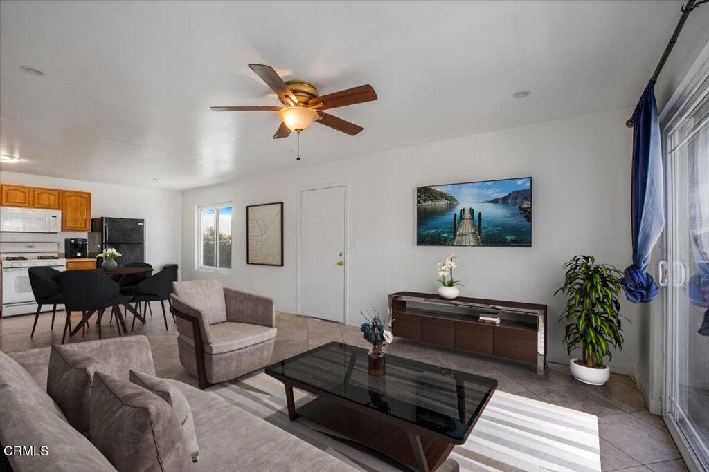 Santa Paula, CA 93060,218 S Steckel Dr DR