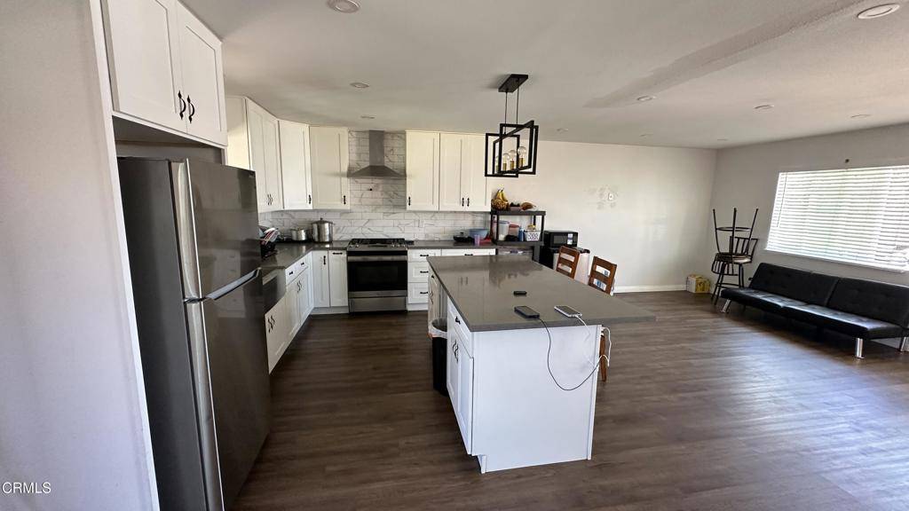 Oxnard, CA 93033,325 Del Sur WAY