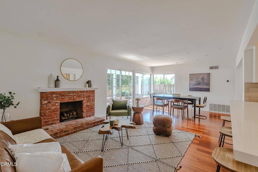 Simi Valley, CA 93063,3872 Aztec CT