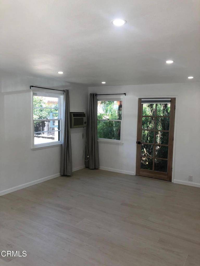 Ojai, CA 93023,412 Mallory WAY #16