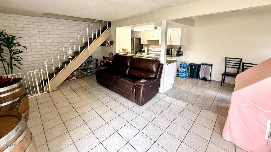 Port Hueneme, CA 93041,701 Halyard ST