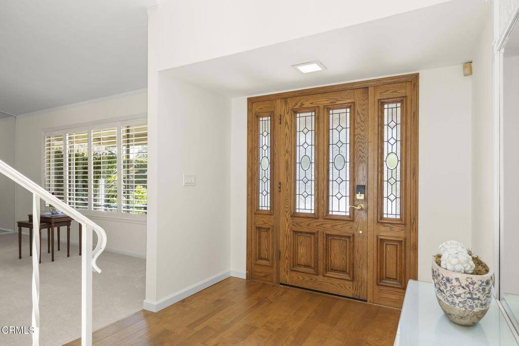 Camarillo, CA 93010,124 Reddington CT