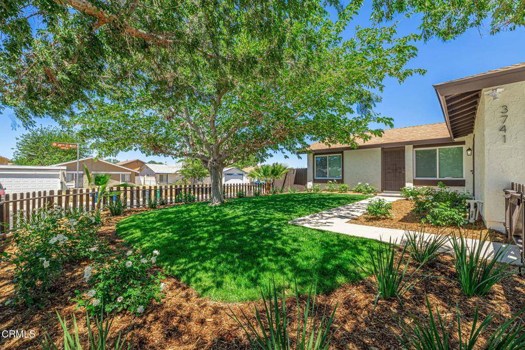 Lancaster, CA 93536,3741 Avenue K13