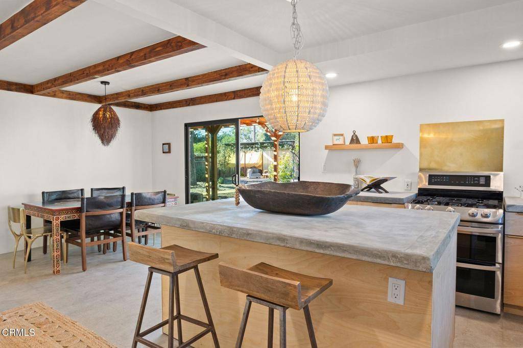 Ojai, CA 93023,1107 S Rice RD