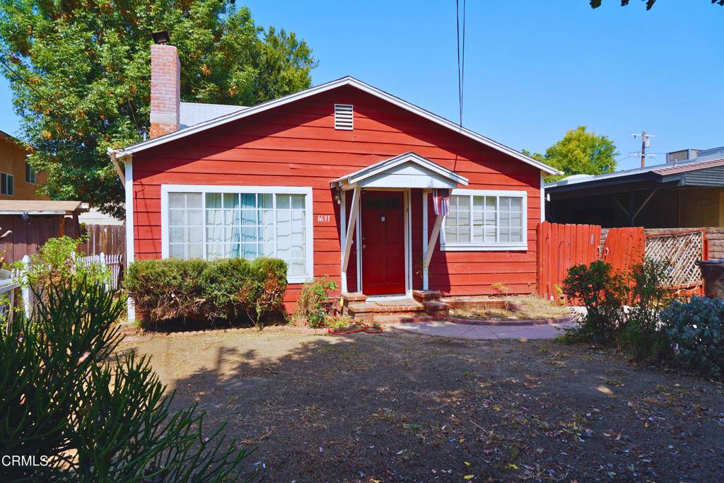 Van Nuys, CA 91405,6631 Bevis AVE