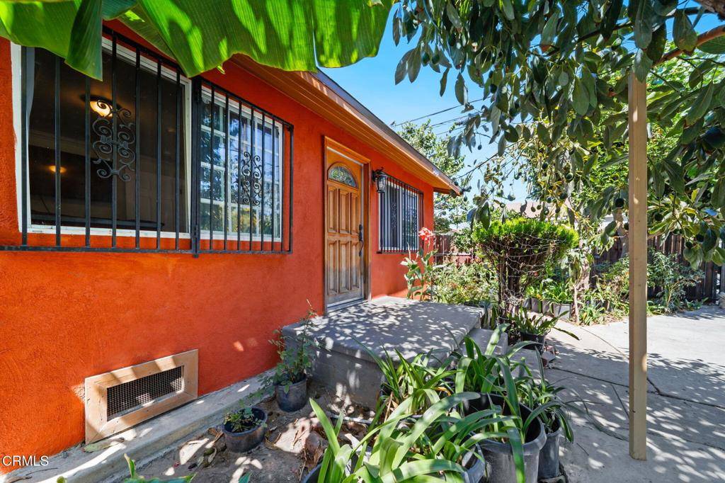 Los Angeles, CA 90001,1449 1451 E 75th ST