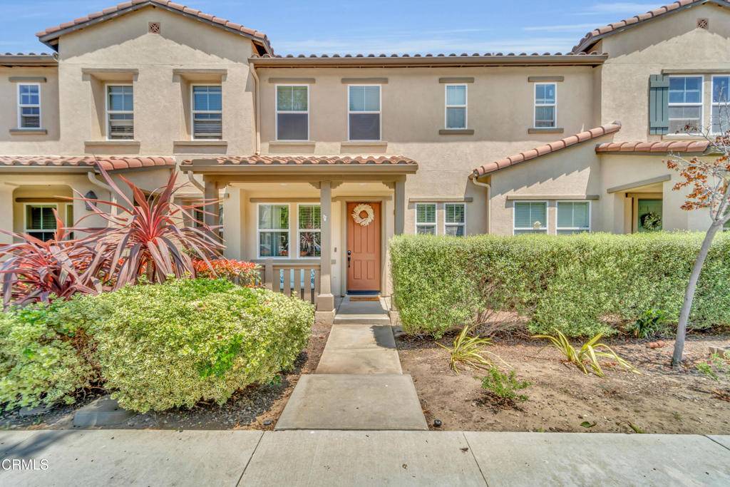 Oxnard, CA 93036,423 Green River ST