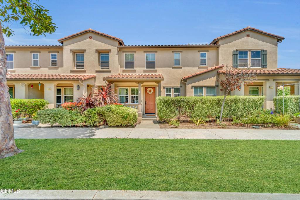 Oxnard, CA 93036,423 Green River ST