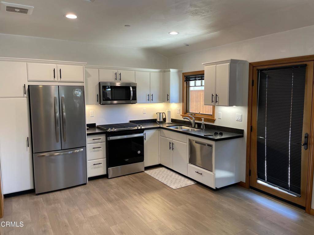 Ojai, CA 93023,Address not disclosed