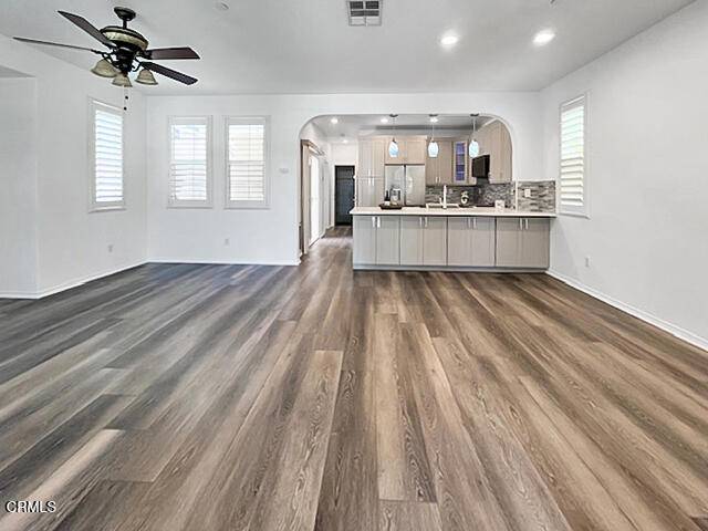 Oxnard, CA 93036,714 Nile River DR