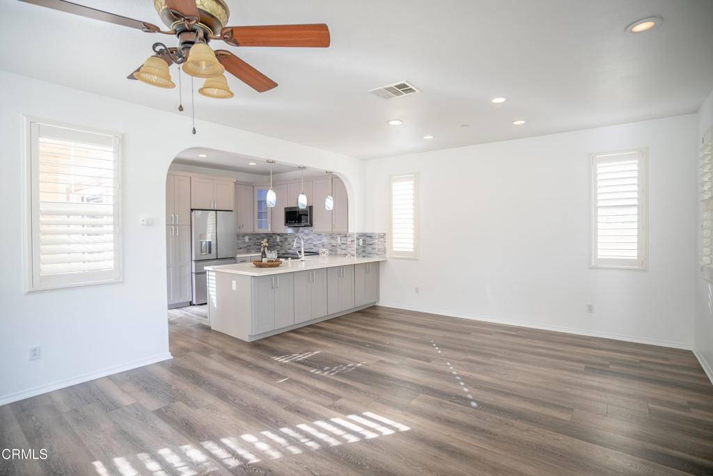 Oxnard, CA 93036,714 Nile River DR