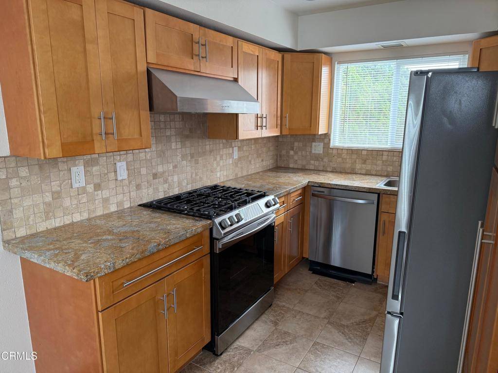 Oxnard, CA 93035,5507 Driftwood ST