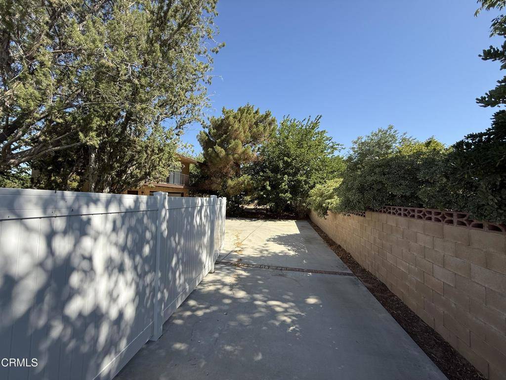 Lancaster, CA 93536,4015 W Avenue L2