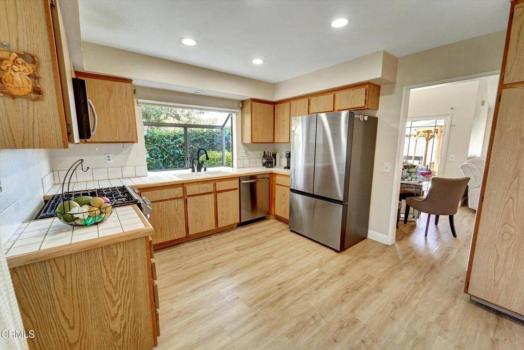 Santa Paula, CA 93060,1718 Cherry Hill RD