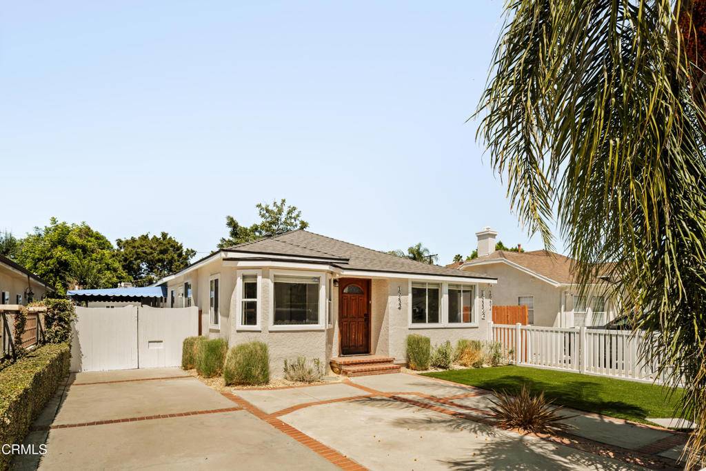 Los Angeles, CA 91403,15233 Camarillo ST