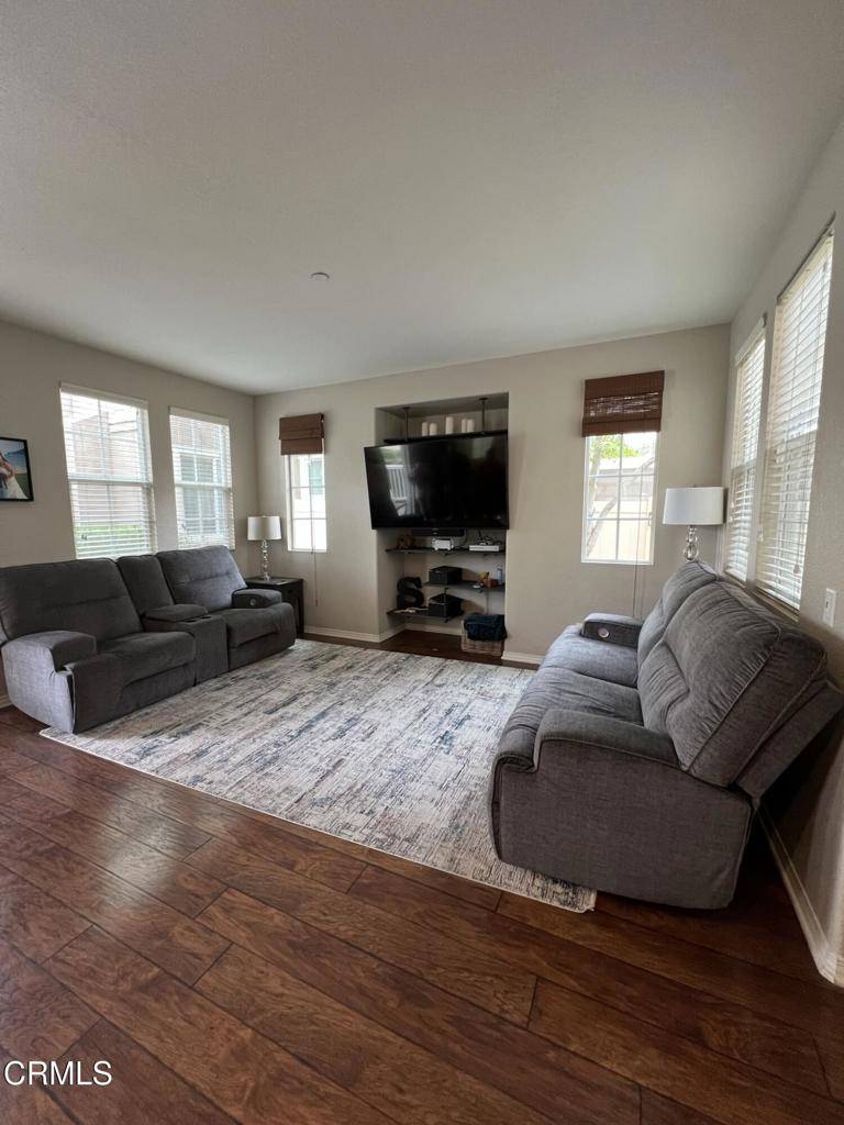 Oxnard, CA 93036,746 Nile River DR