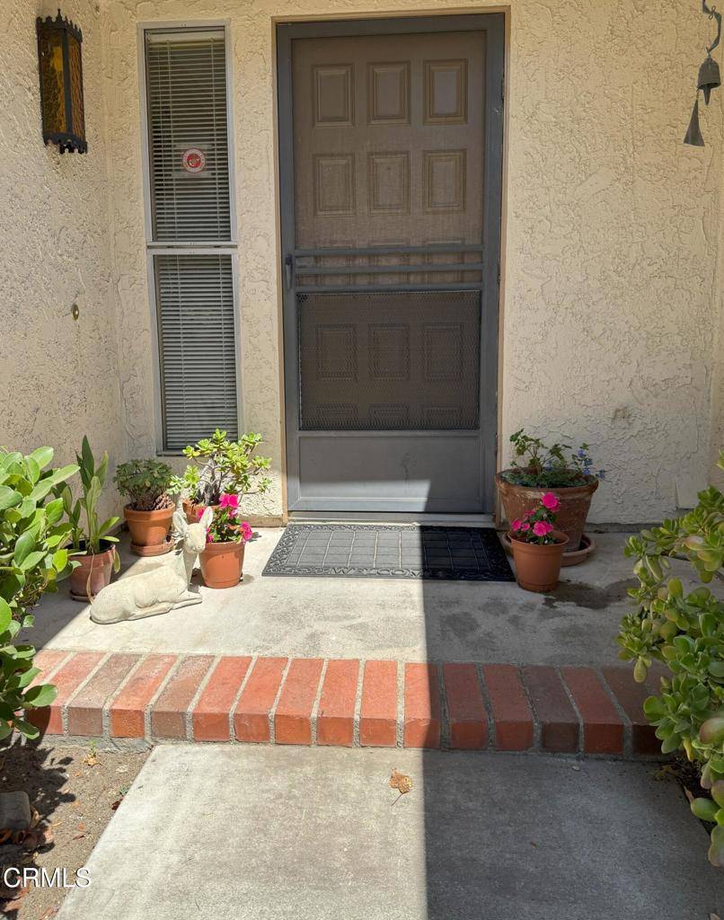 Camarillo, CA 93012,6213 Village #6