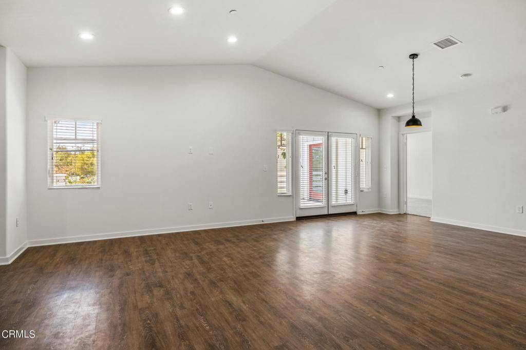 Oxnard, CA 93030,307 North F St #201