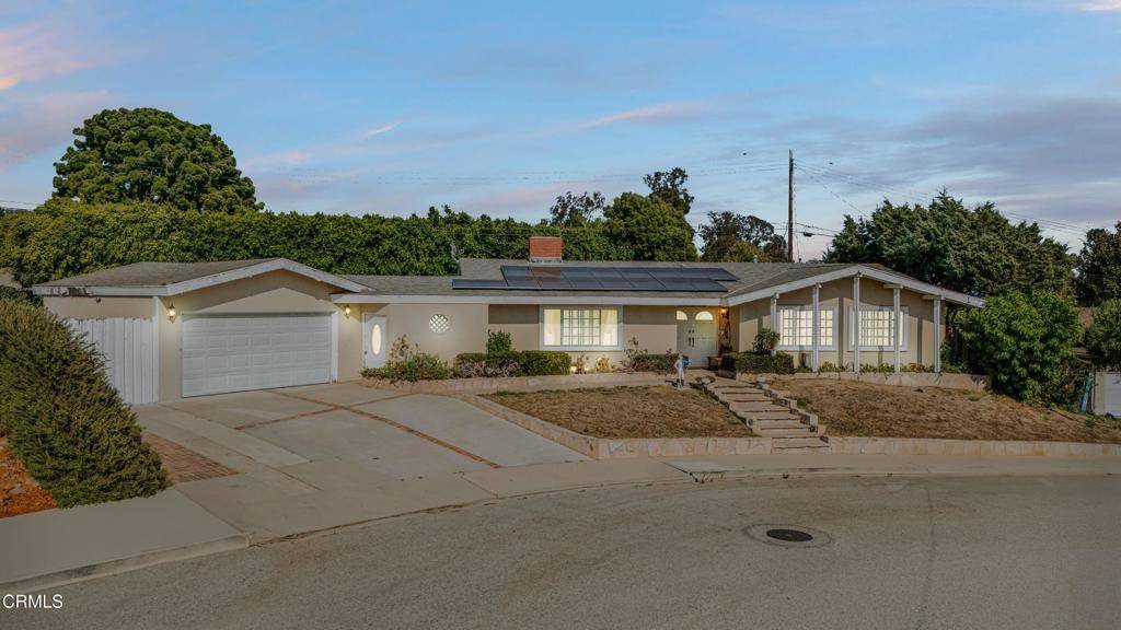 Ventura, CA 93003,288 Byron AVE