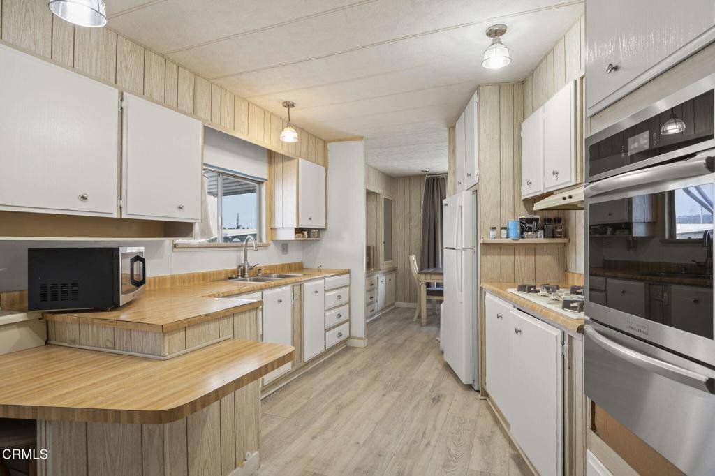 Camarillo, CA 93010,1150 Ventura BLVD #109