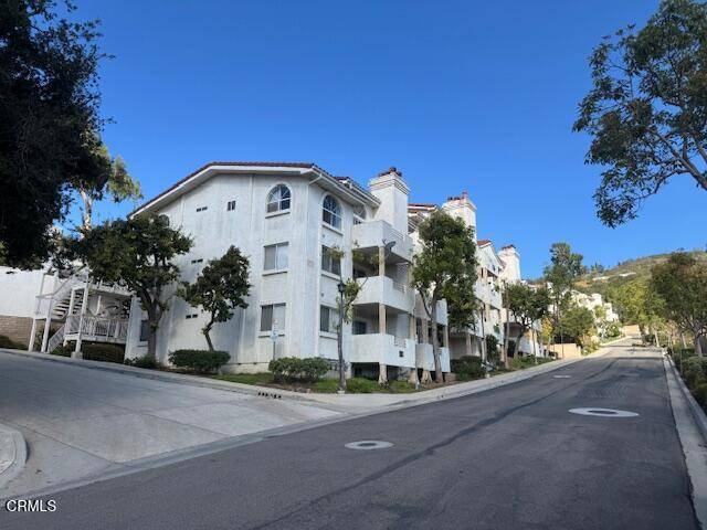 Camarillo, CA 93010,2713 Antonio DR #312