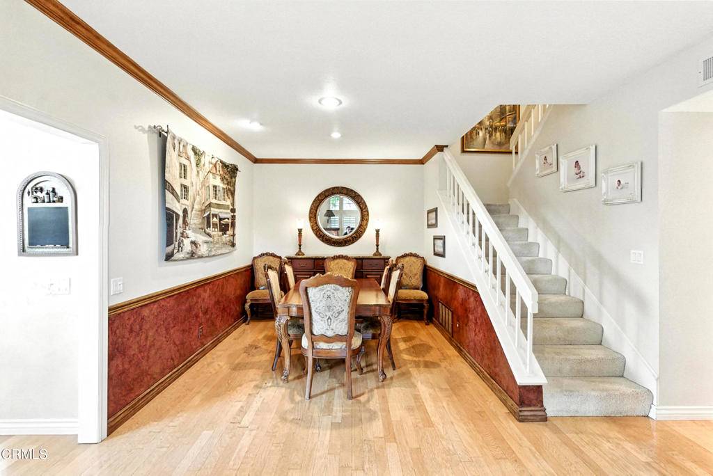 Thousand Oaks, CA 91320,1095 Amberton LN