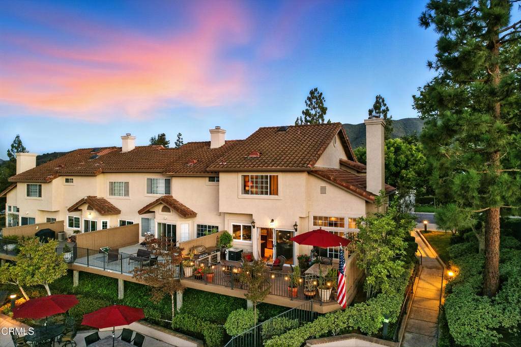 Thousand Oaks, CA 91320,1095 Amberton LN