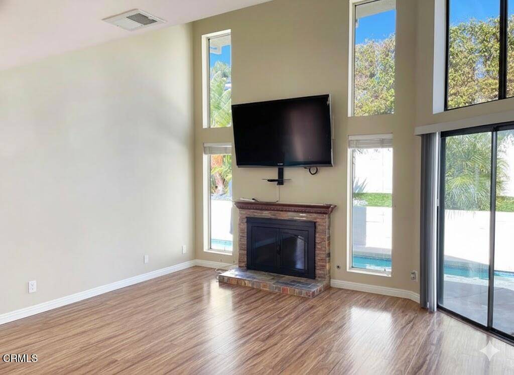 Ventura, CA 93003,8059 Denver ST