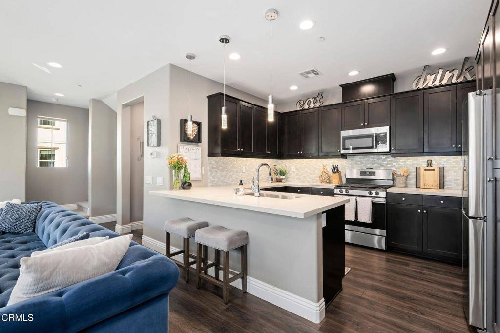 Camarillo, CA 93010,606 Mustang St ST