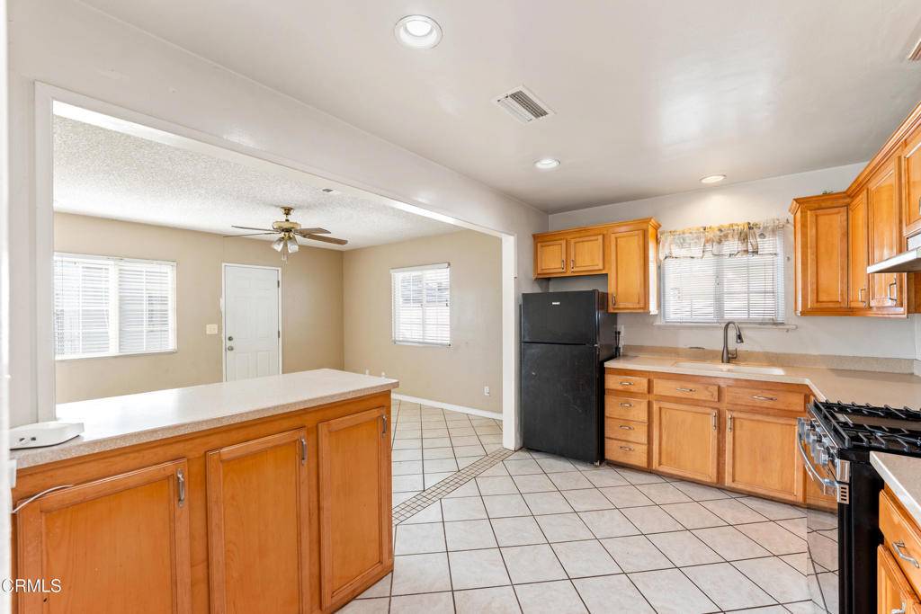 Oxnard, CA 93033,1248 Hill ST