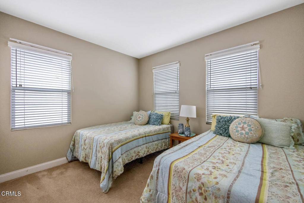 Oxnard, CA 93035,2920 Naples DR