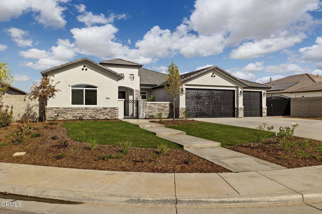 Bakersfield, CA 93314,8806 Roverton CT