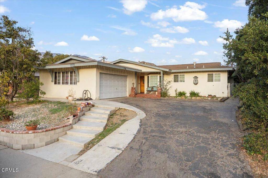 Santa Paula, CA 93060,1307 Mariposa DR