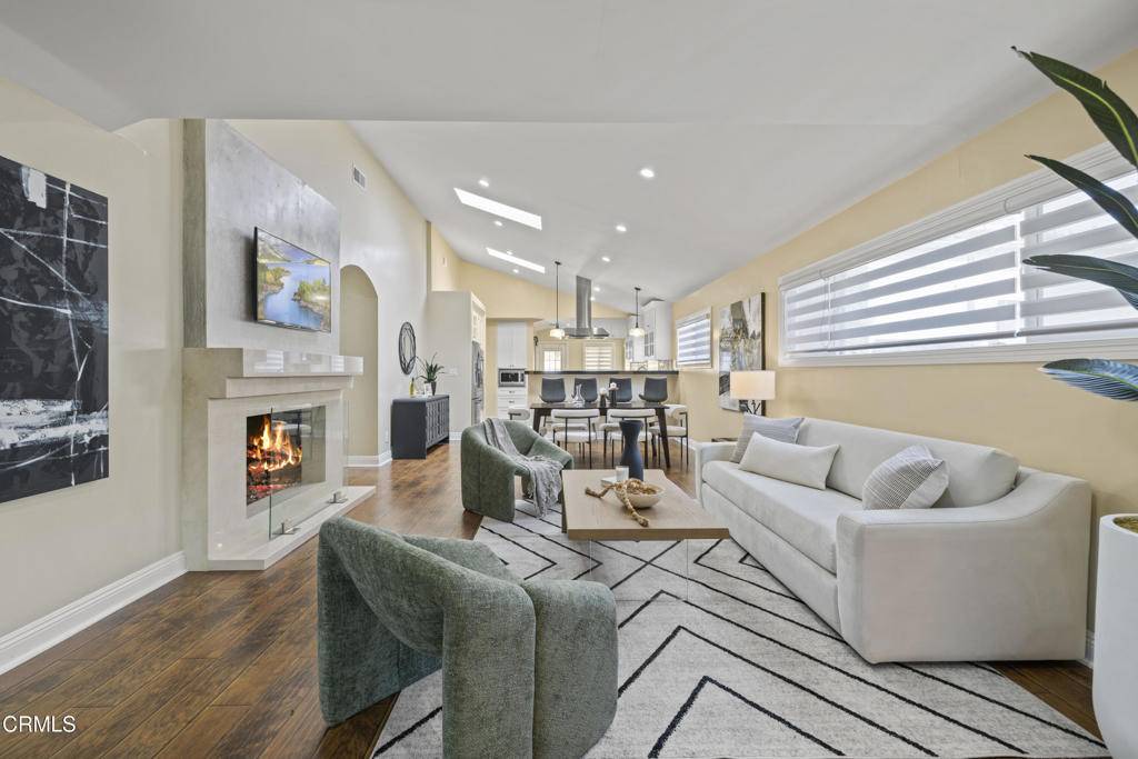 Valley Village, CA 91607,4961 Alcove AVE