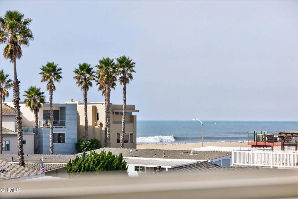 Oxnard, CA 93035,5463 Driftwood ST