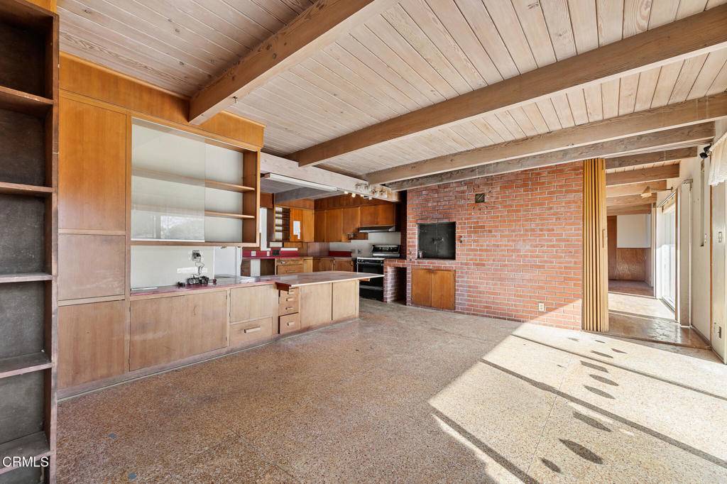 Oxnard, CA 93030,630 W Roderick AVE