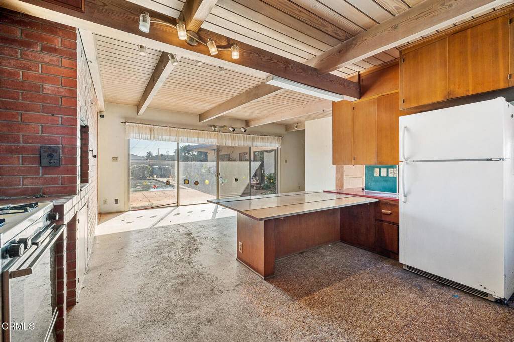 Oxnard, CA 93030,630 W Roderick AVE