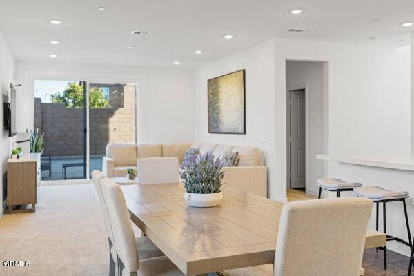 Santa Paula, CA 93060,509 snowdrop LN