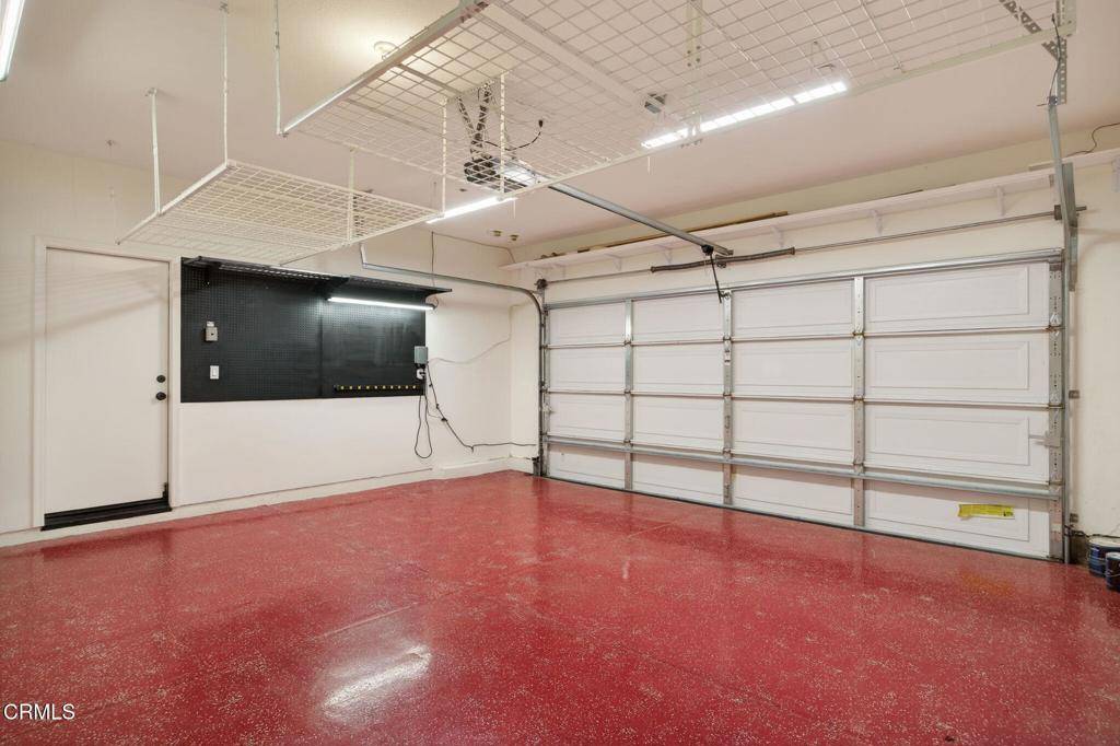 Oxnard, CA 93035,2914 Naples DR