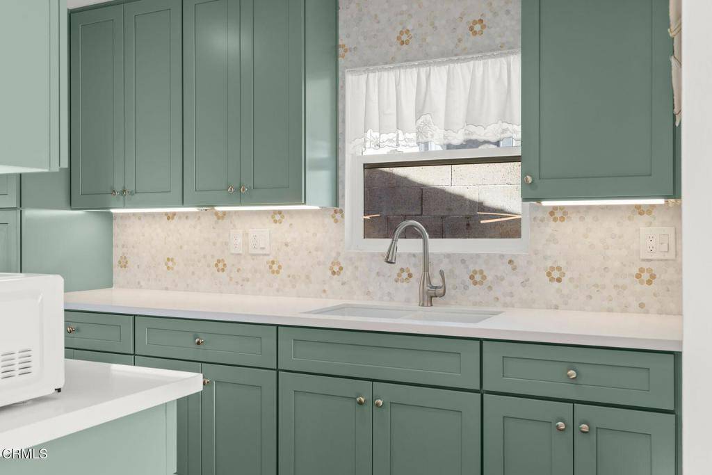 Ventura, CA 93003,3971 Flower ST