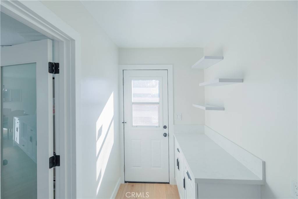 West Hills, CA 91307,7118 GATESHEAD WY