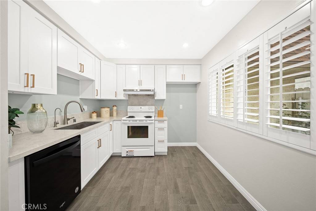 Temple City, CA 91780,5598 Temple City BLVD